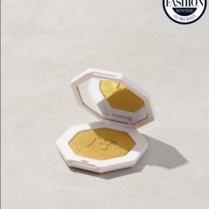 Fenty Beauty Killawatt Freestyle Highlighter